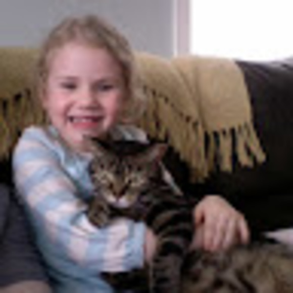 Meet your Posher, Leah - Picture 1 of 1